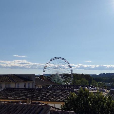 T4 Joseph Vernet Avignon Exterior photo